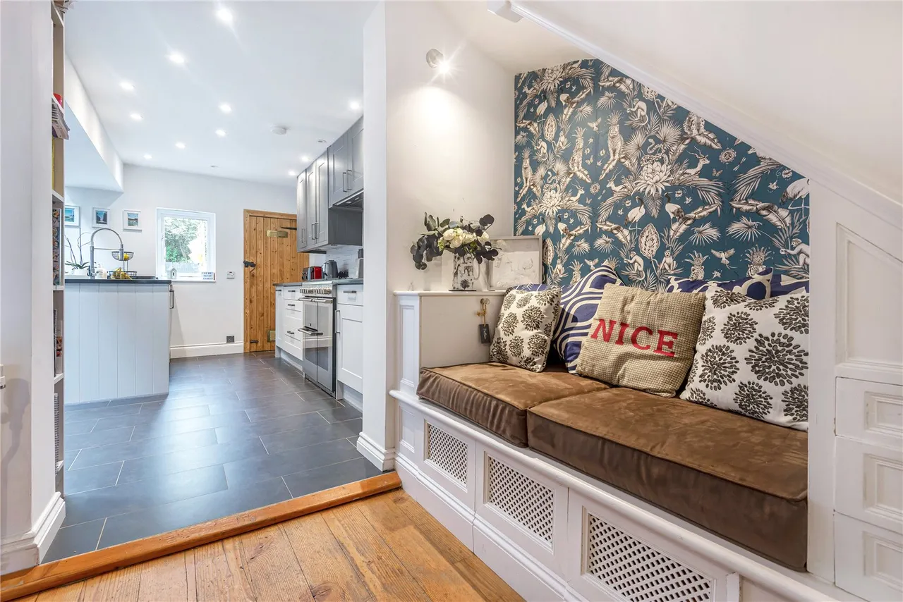 Fulwell Road, Teddington, TW11 0RJ, photo 8