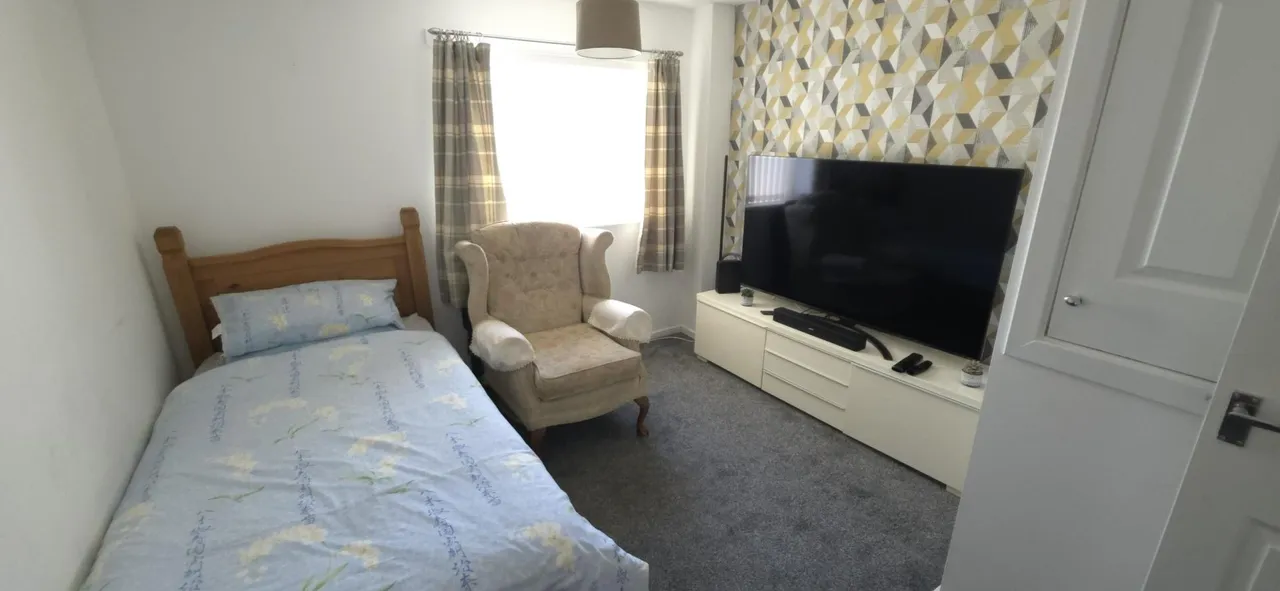 Faringdon, Tamworth, B77, photo 11