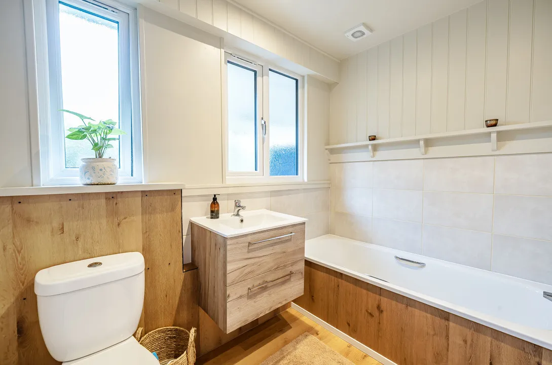 Iona, Bleethwood lane, Ludow, SY8 4LR, photo 5