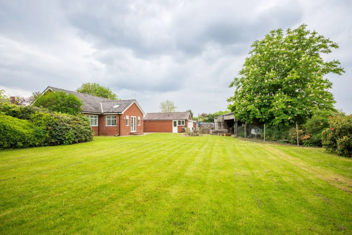 Town Lane, Much Hoole, PR4, photo 2