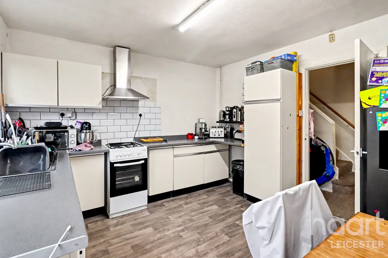 Southdown Drive, Leicester, LE4, photo 4