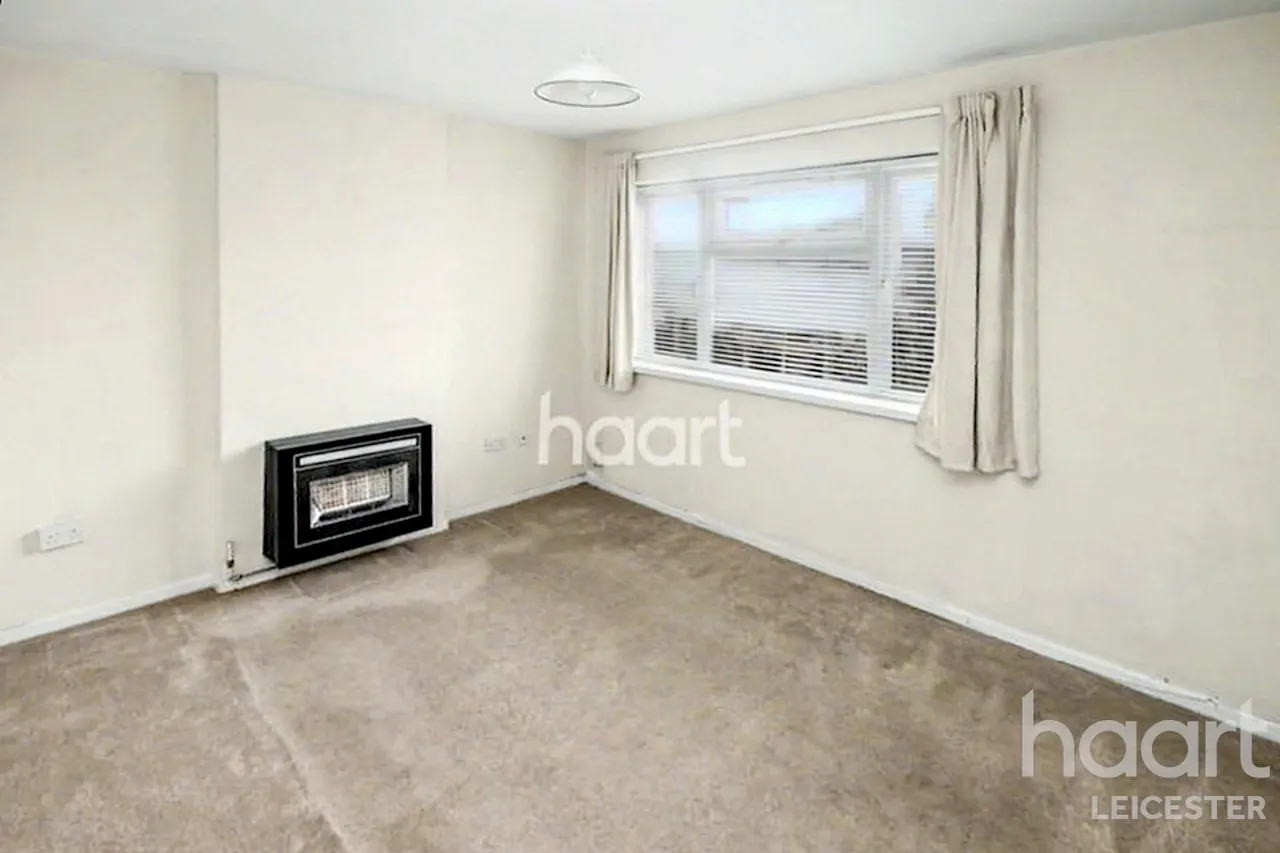 Southdown Drive, Leicester, LE4, photo 5