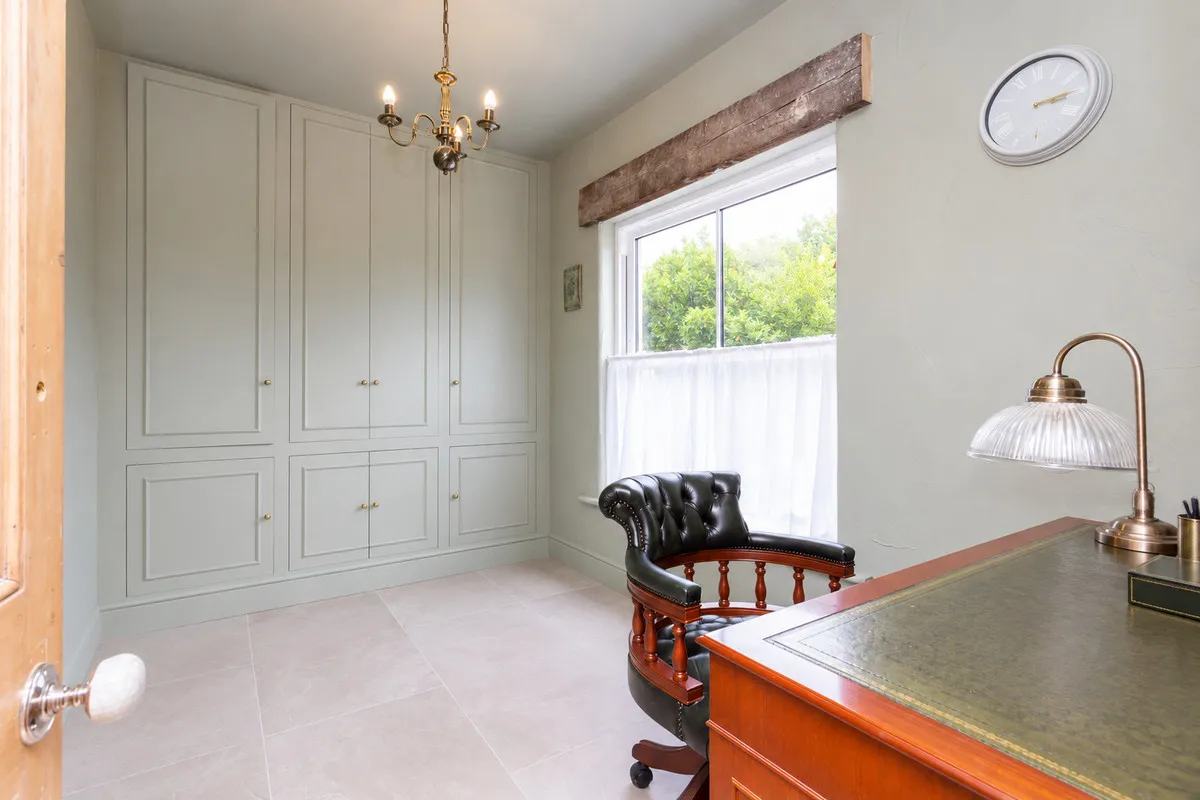 Longridge, PR3, photo 8