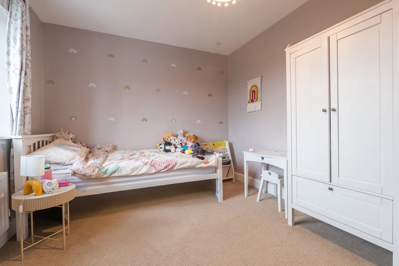 Goswell Square, Alton, GU34, photo 23