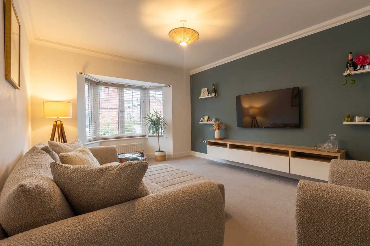 Goswell Square, Alton, GU34, photo 3