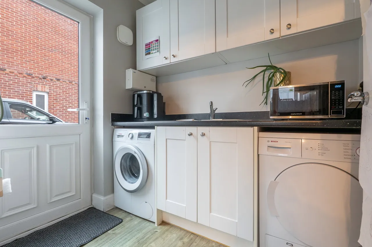 Goswell Square, Alton, GU34, photo 16
