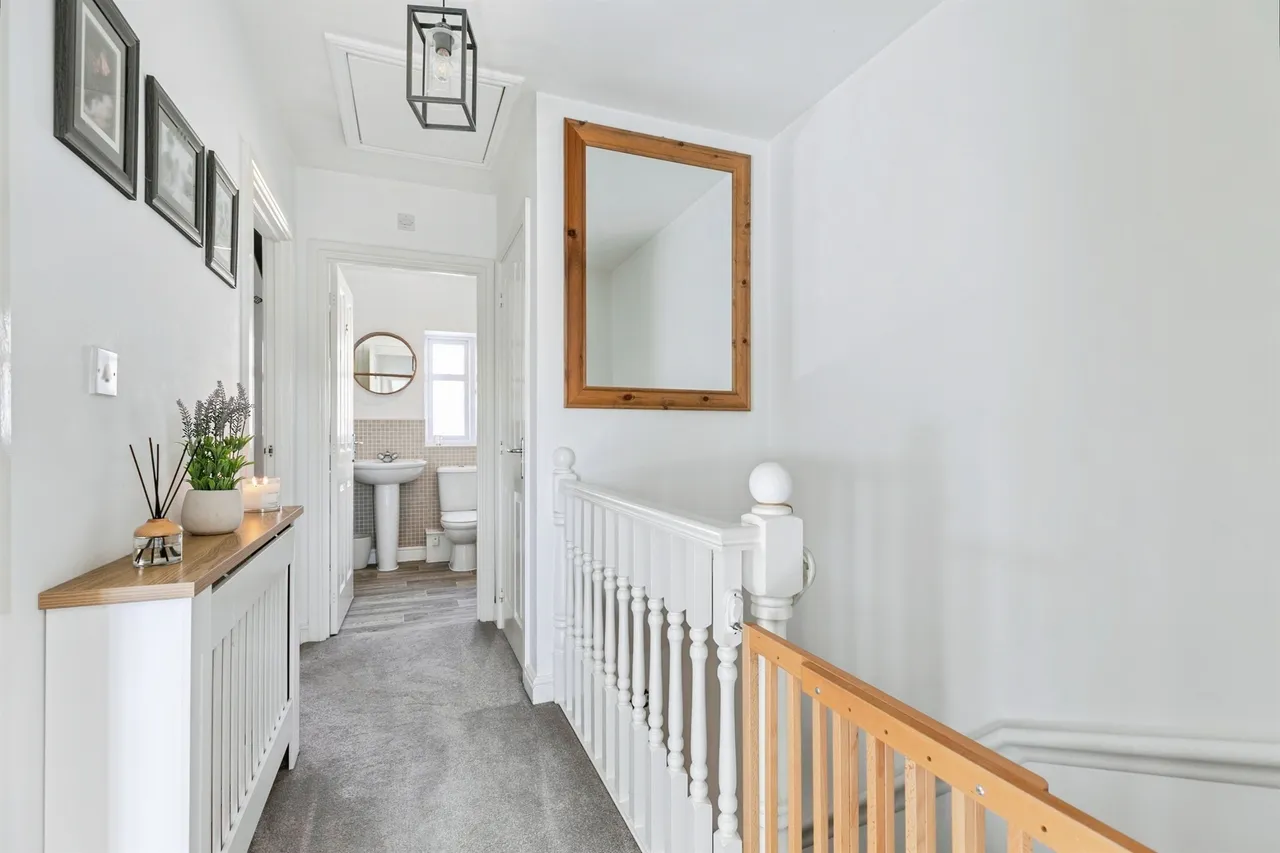Bloomingdale Court, Woolley Grange, S75, photo 9