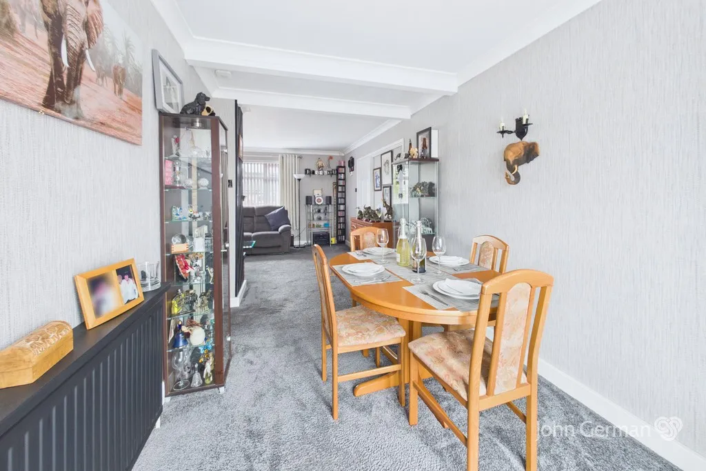 Fairham Avenue, Gotham, photo 7