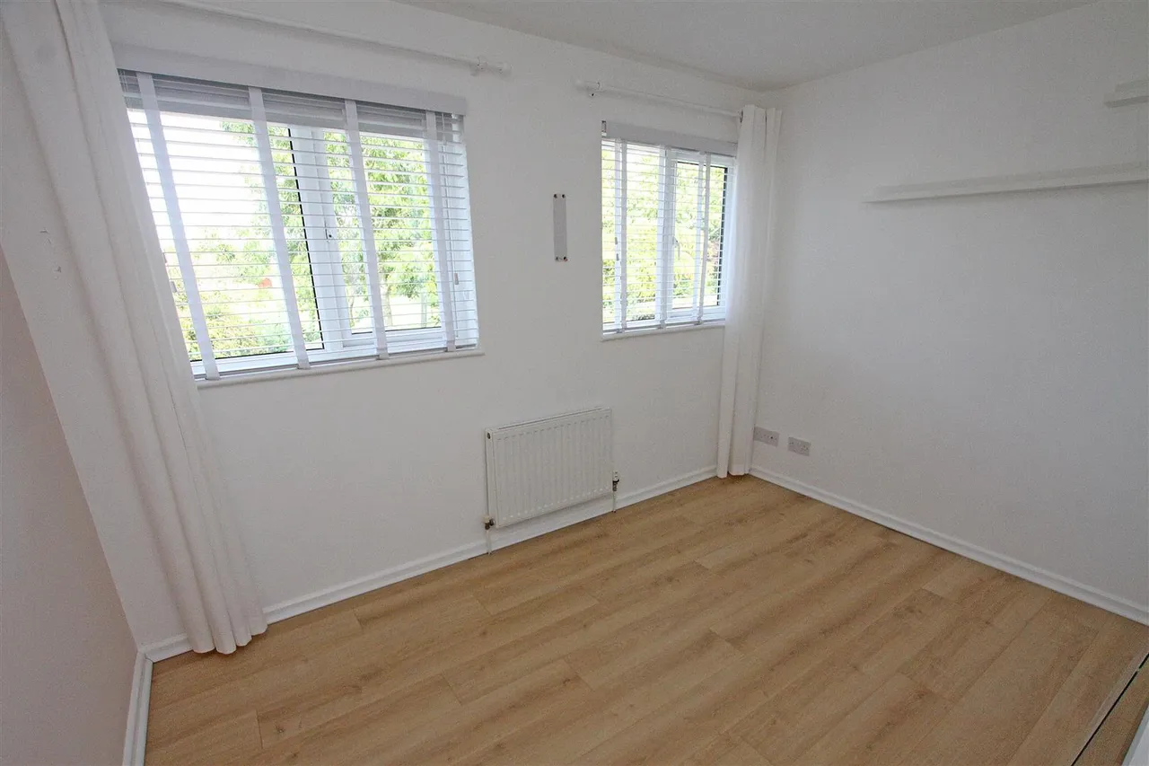 Tincleton Gardens, Bournemouth, photo 11