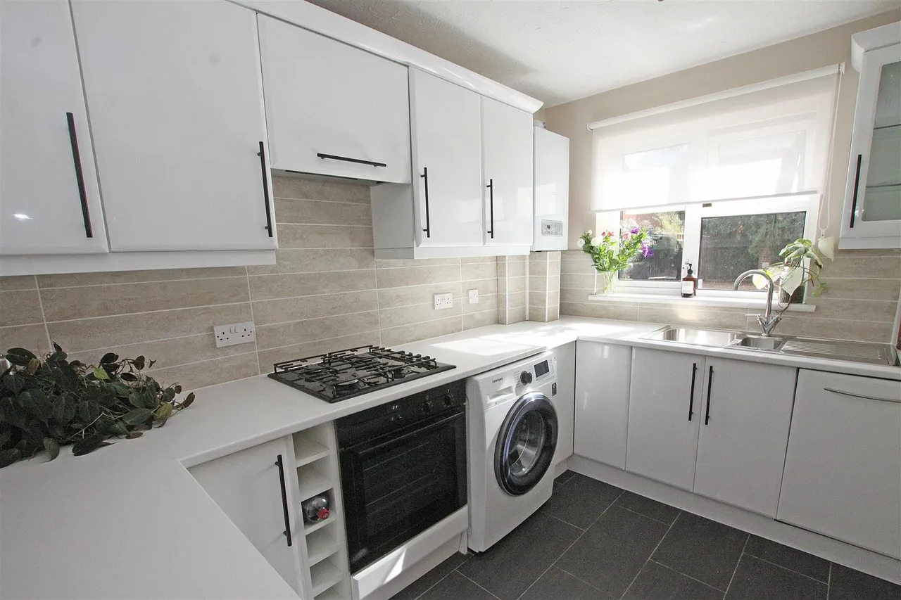 Tincleton Gardens, Bournemouth, photo 8
