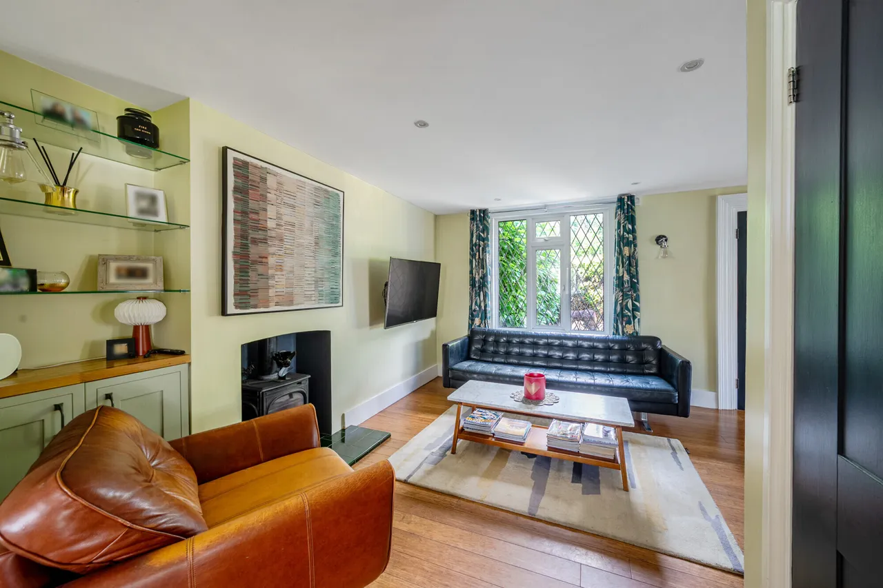 The Old Coach Road, Hertford, SG14, photo 6