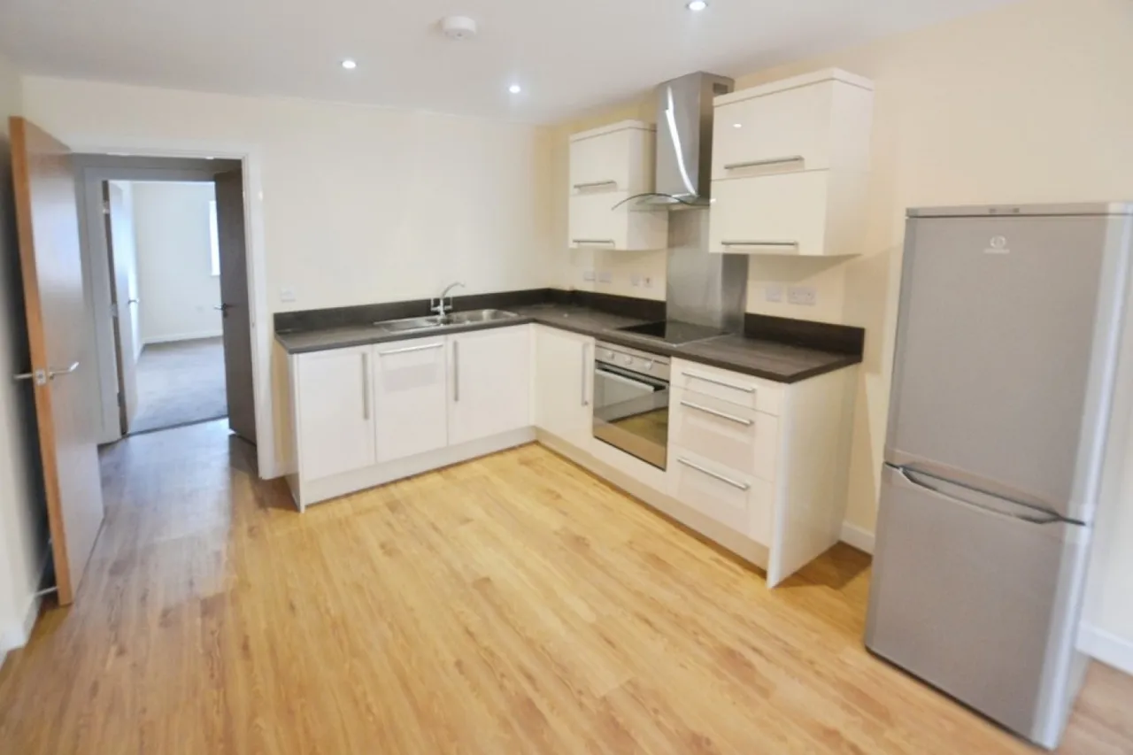 Crecy Court, Lee Circle, LE1, photo 2