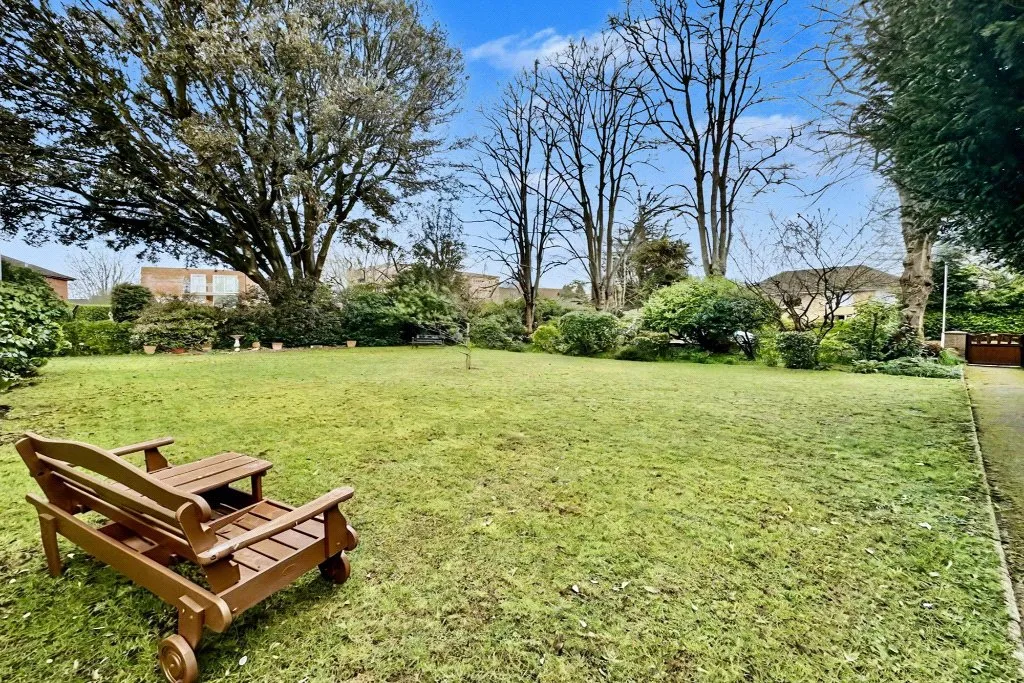 Marlborough Road, Bournemouth, Dorset, BH4, photo 5