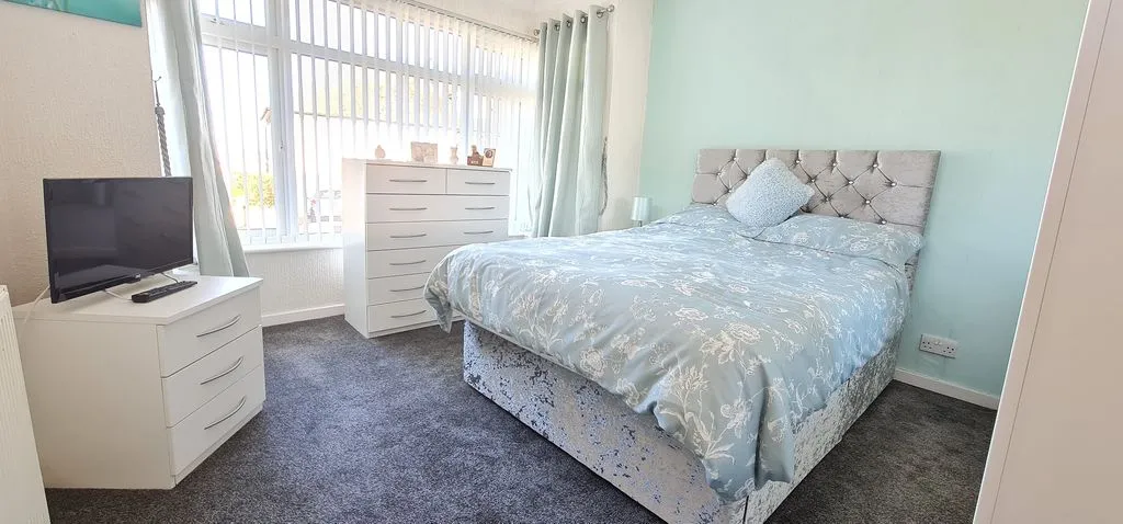 Mountain Ash Avenue, Leigh-On-Sea, Essex, SS9 4SZ, photo 11