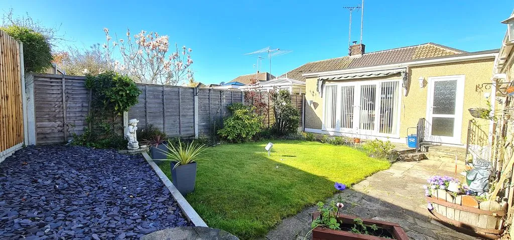 Mountain Ash Avenue, Leigh-On-Sea, Essex, SS9 4SZ, photo 14