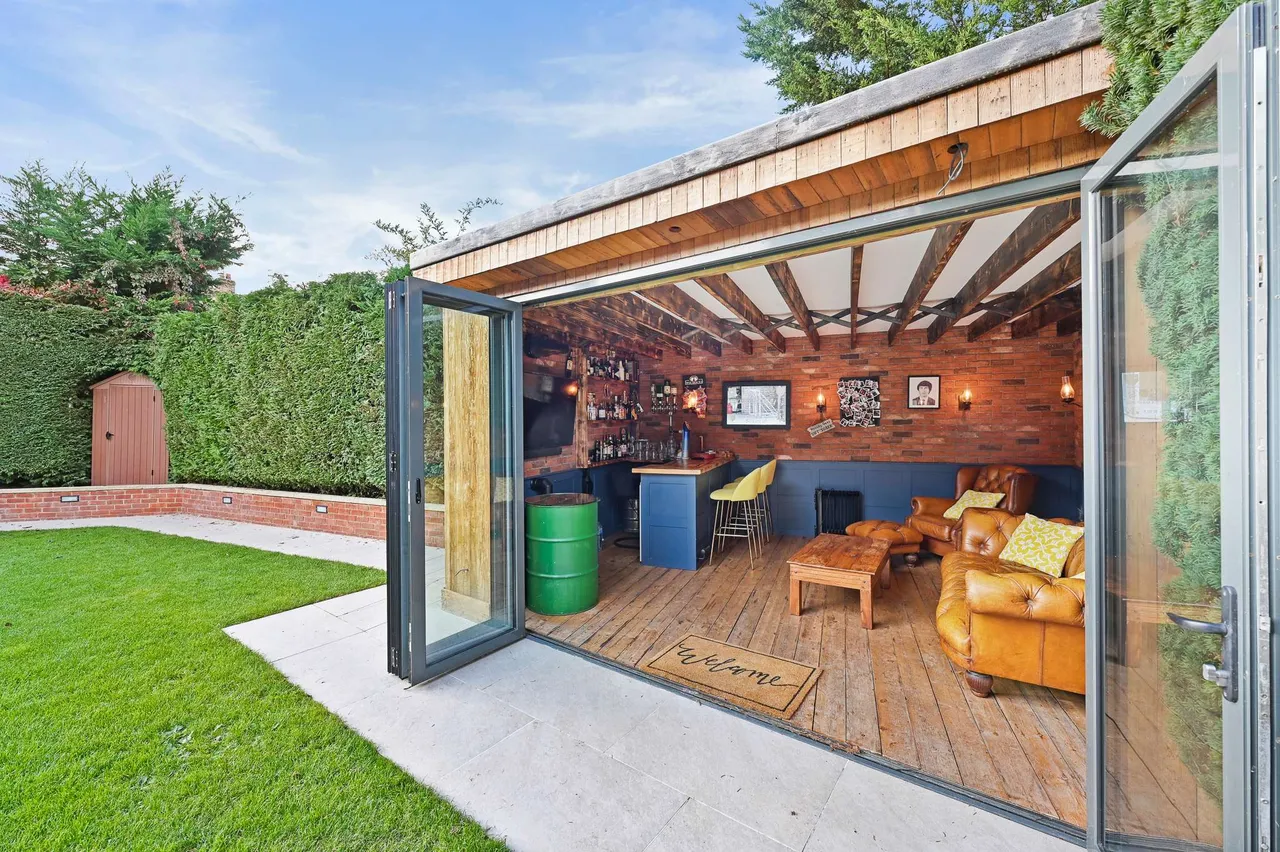 Hill Rise, Chalfont St. Peter, SL9, photo 20