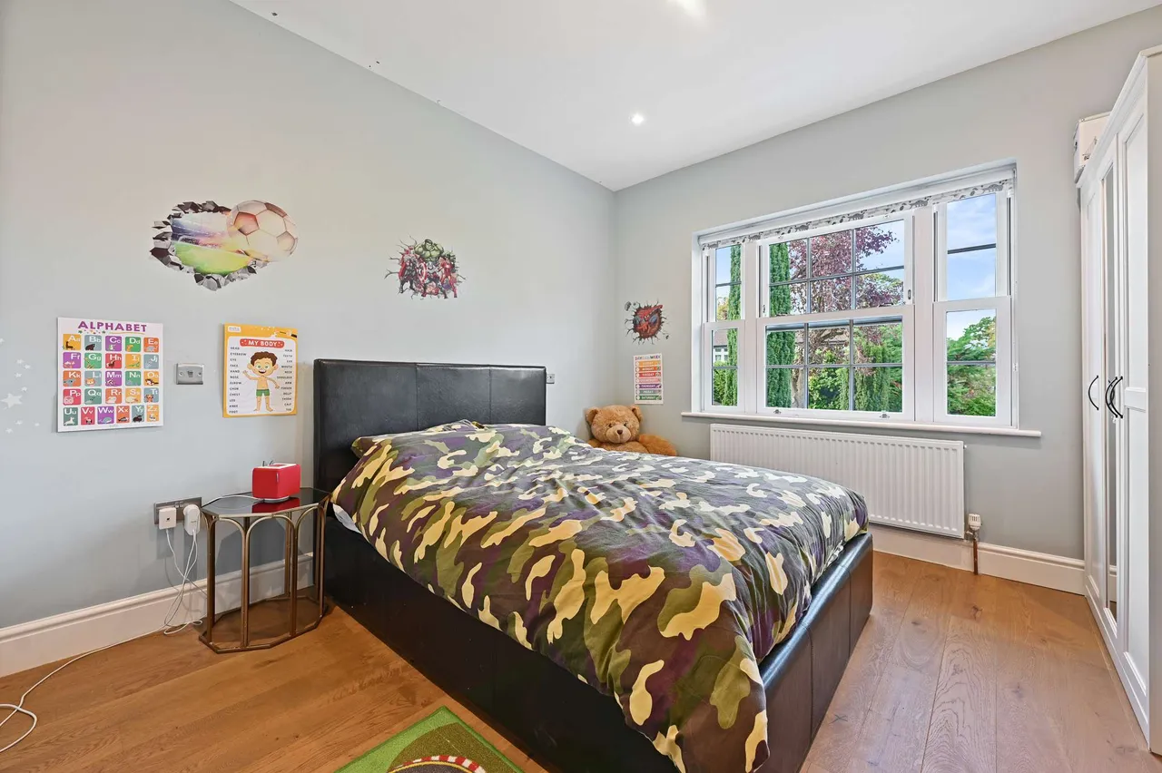 Hill Rise, Chalfont St. Peter, SL9, photo 15