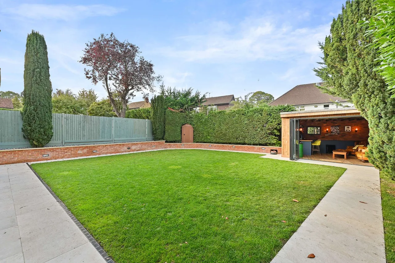 Hill Rise, Chalfont St. Peter, SL9, photo 19
