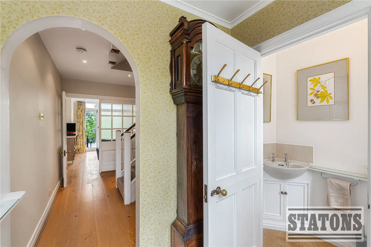Baxendale, Whetstone, London, N20 0EG, photo 2