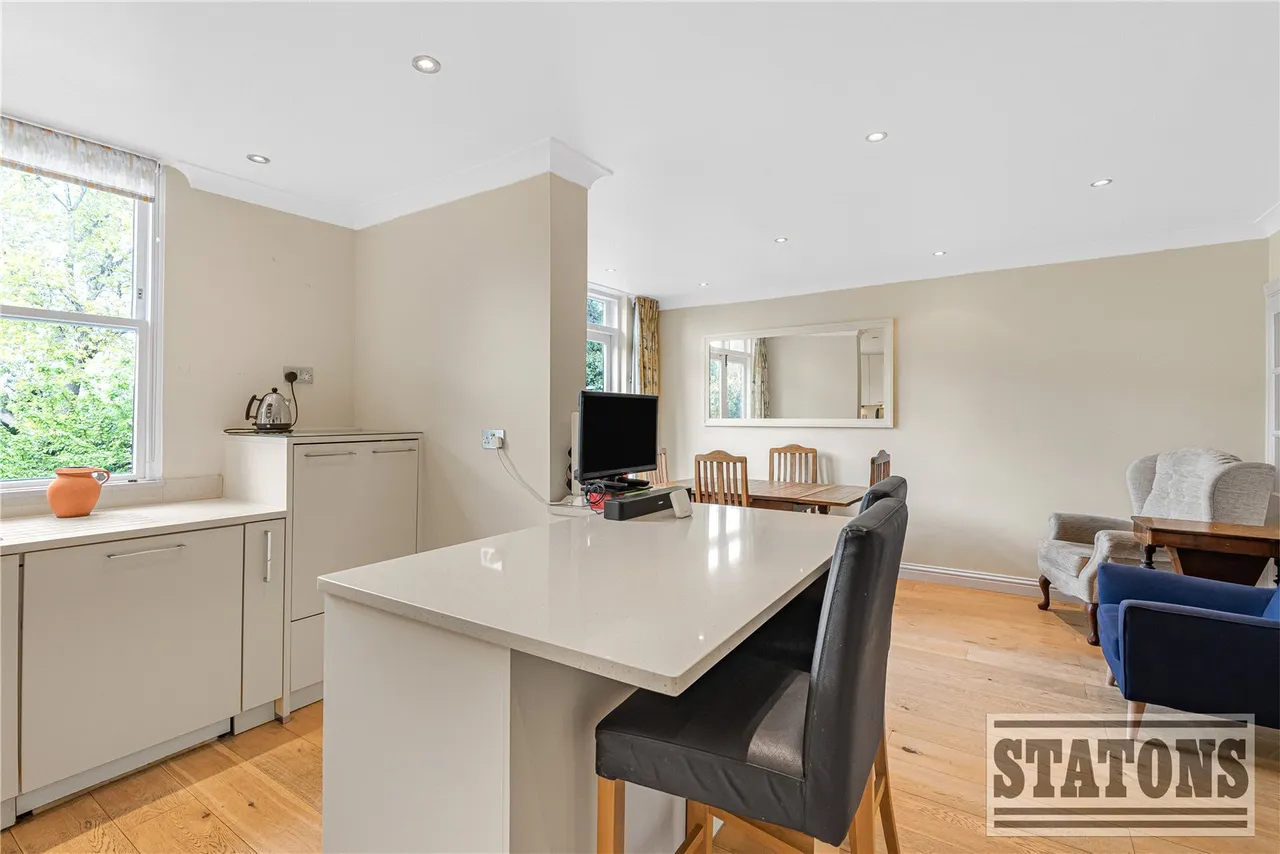 Baxendale, Whetstone, London, N20 0EG, photo 5