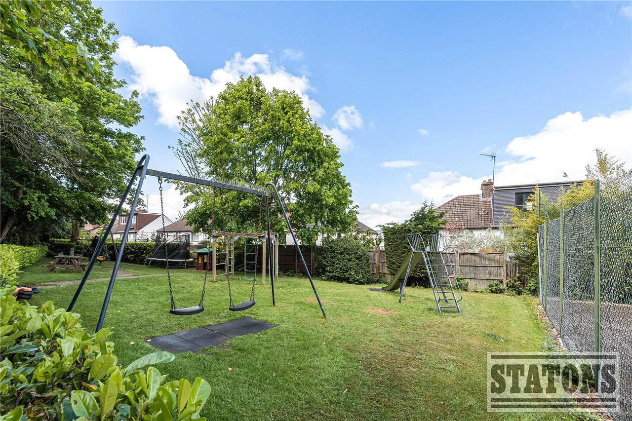 Baxendale, Whetstone, London, N20 0EG, photo 25