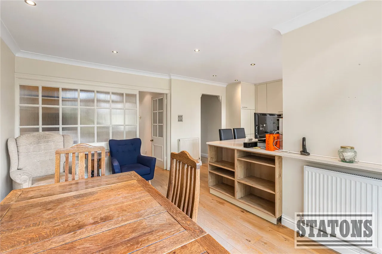 Baxendale, Whetstone, London, N20 0EG, photo 6