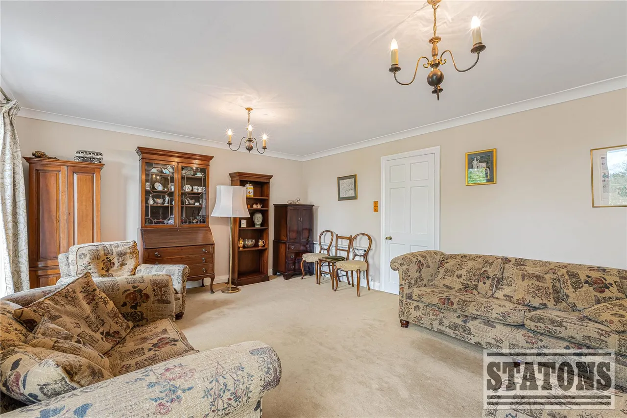 Baxendale, Whetstone, London, N20 0EG, photo 8
