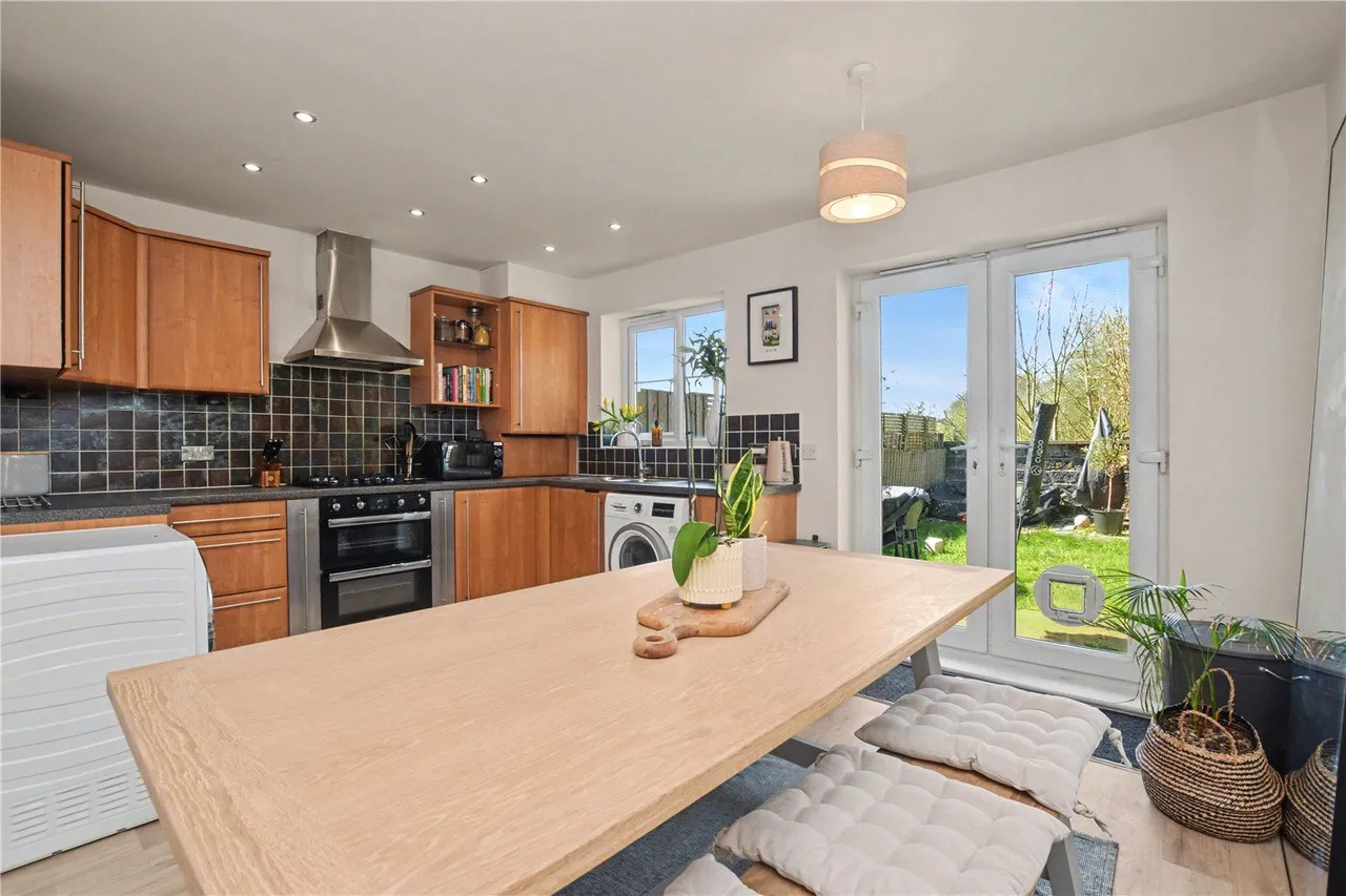 Baxendale Drive, Leeds, LS13, photo 19