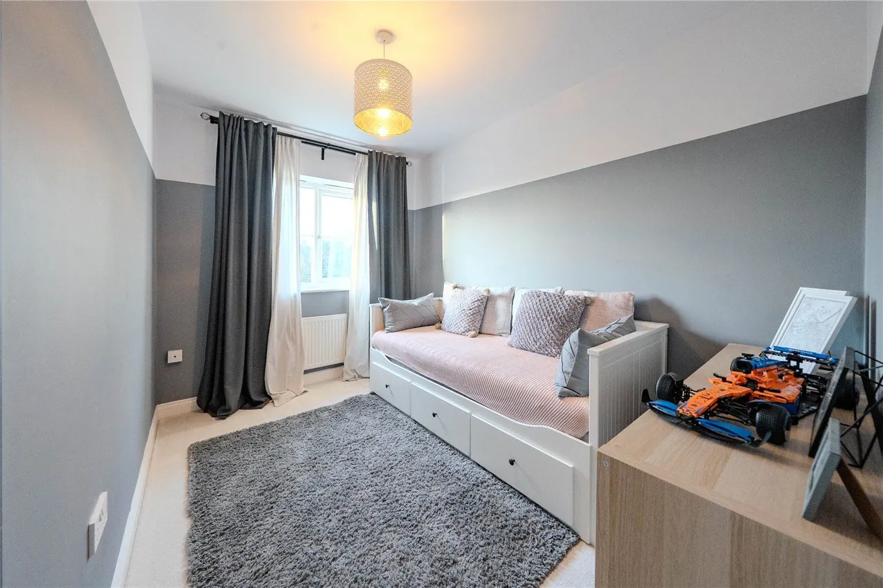 Baxendale Drive, Leeds, LS13, photo 16