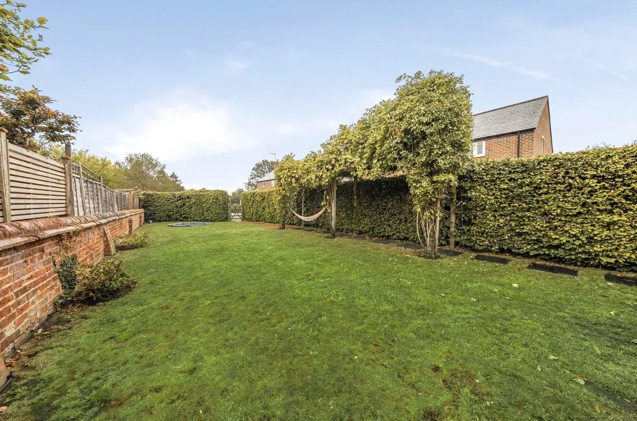 Dunton Road, Stewkley, LU7, photo 18