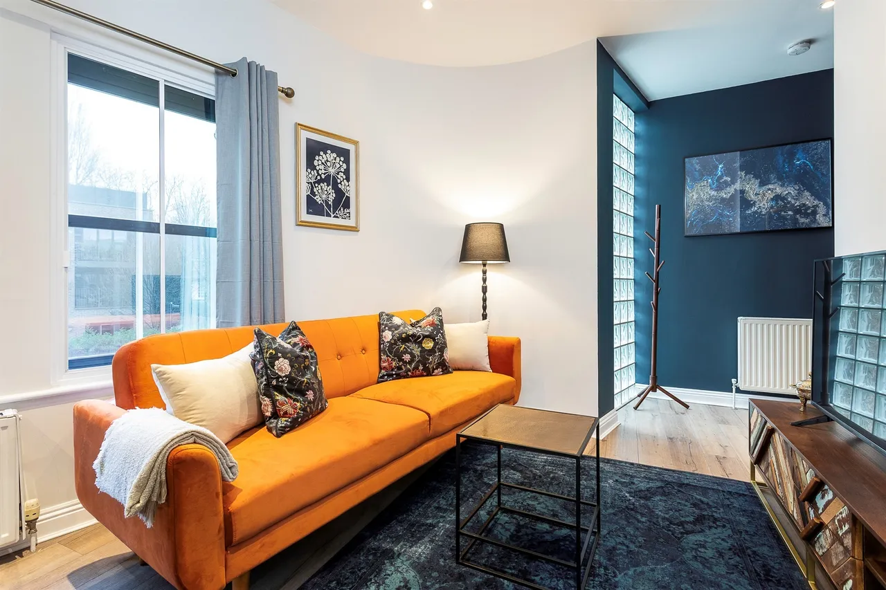 Roehampton Lane, London, photo 11