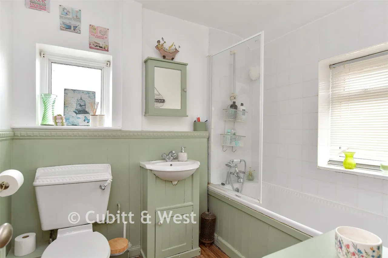 Carden Avenue, Patcham, BN1, photo 5
