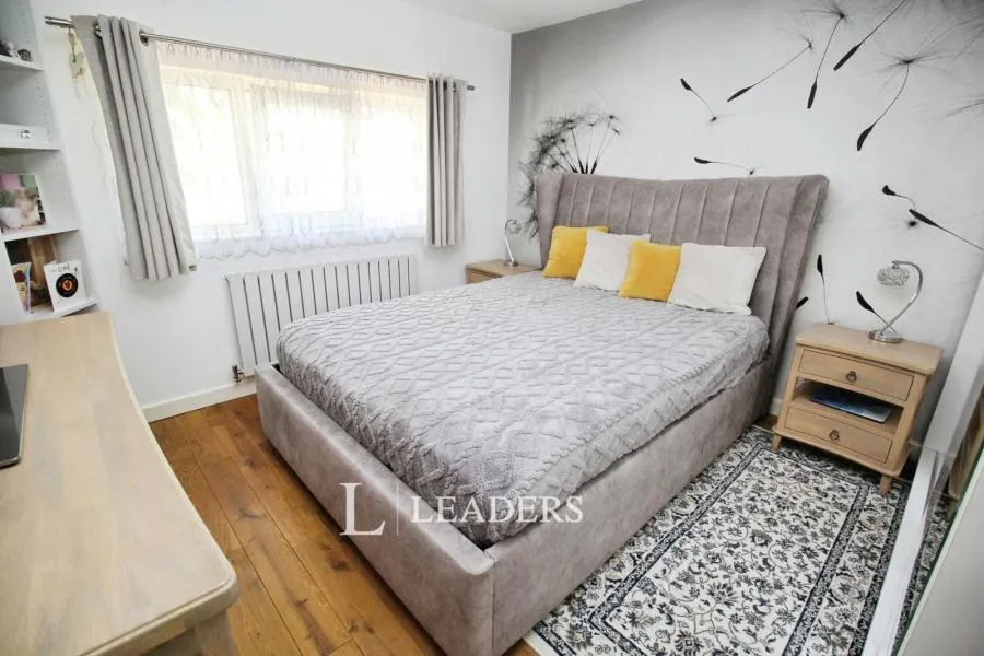 Permayne, New Bradwell, MK13, photo 9