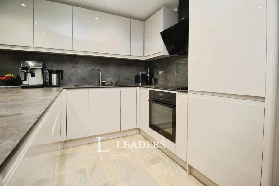 Permayne, New Bradwell, MK13, photo 4