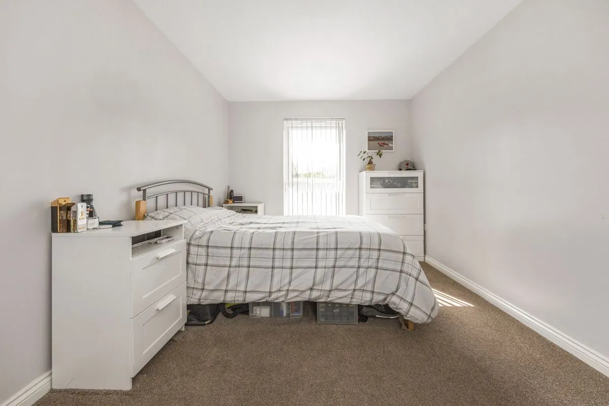 Dock Road, Tilbury, RM18, photo 13