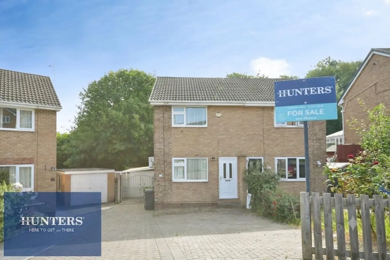 Steeping Close, Brimington, S43, photo 12