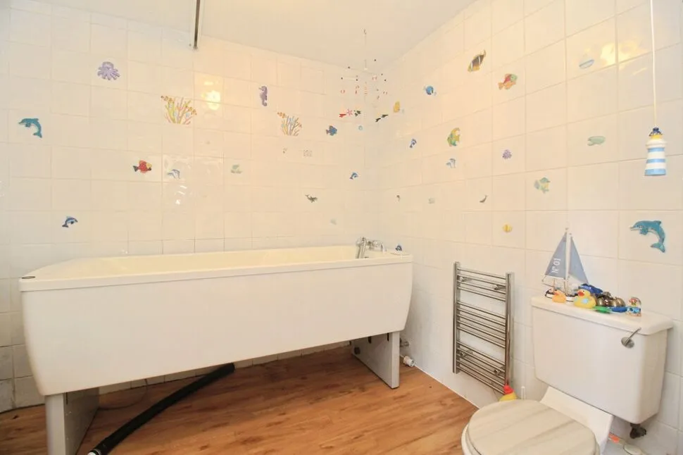 Winchester Drive, Burbage, Leicestershire, LE10, photo 12