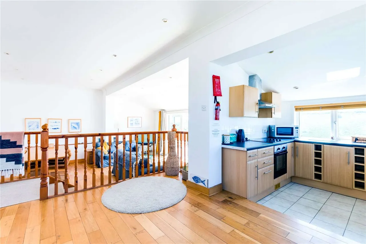 New Road, Port Isaac, Cornwall, PL29 3SD, photo 11