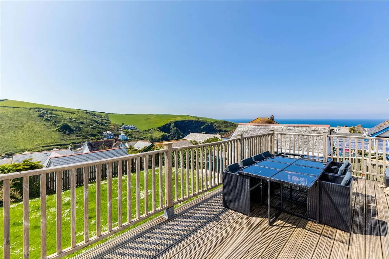 New Road, Port Isaac, Cornwall, PL29 3SD, photo 3
