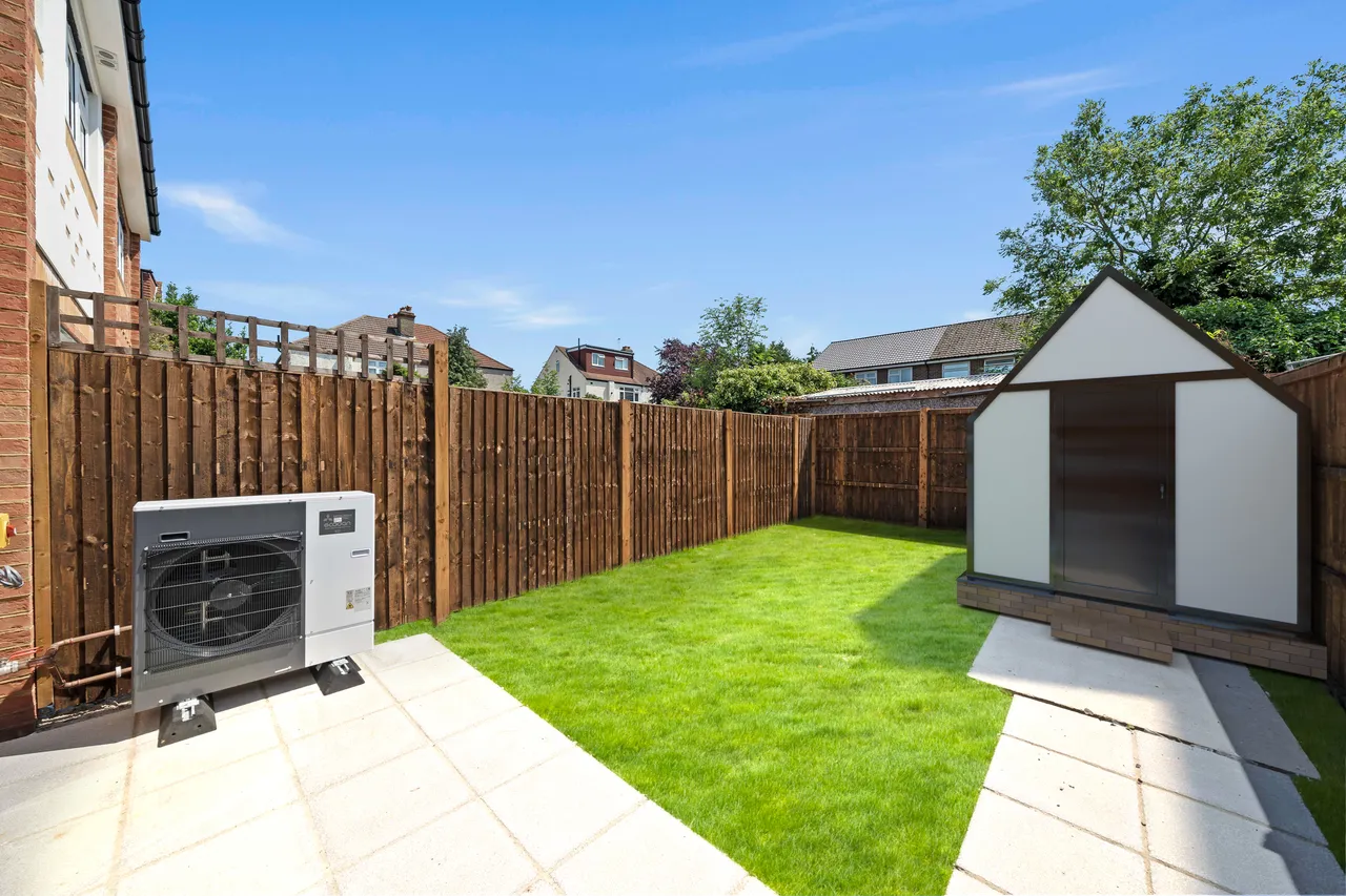 Trent Way, WORCESTER PARK, Surrey, Worcester Park, KT48TT, photo 9