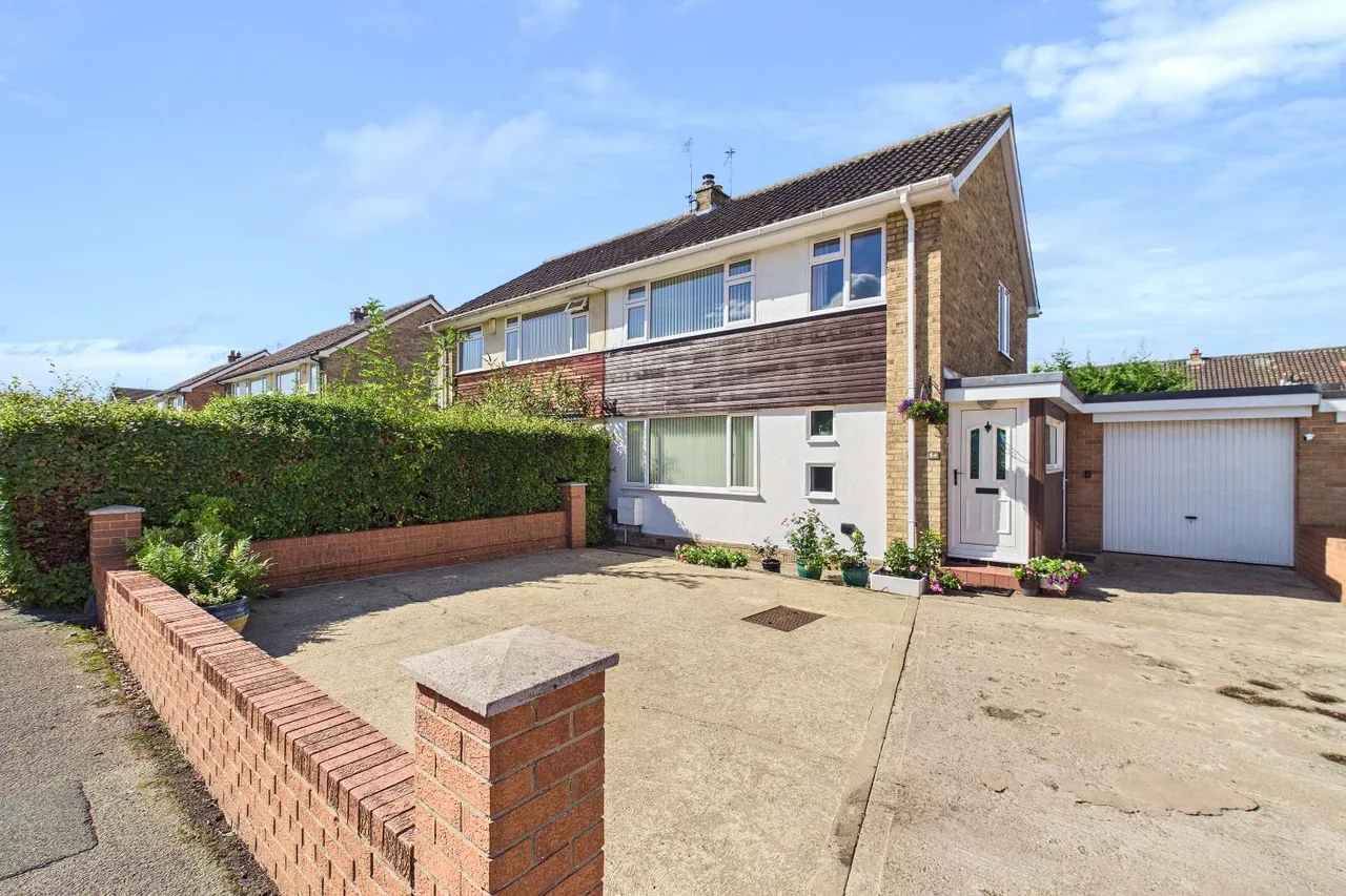 Bramley Garth, York, YO31, photo 2