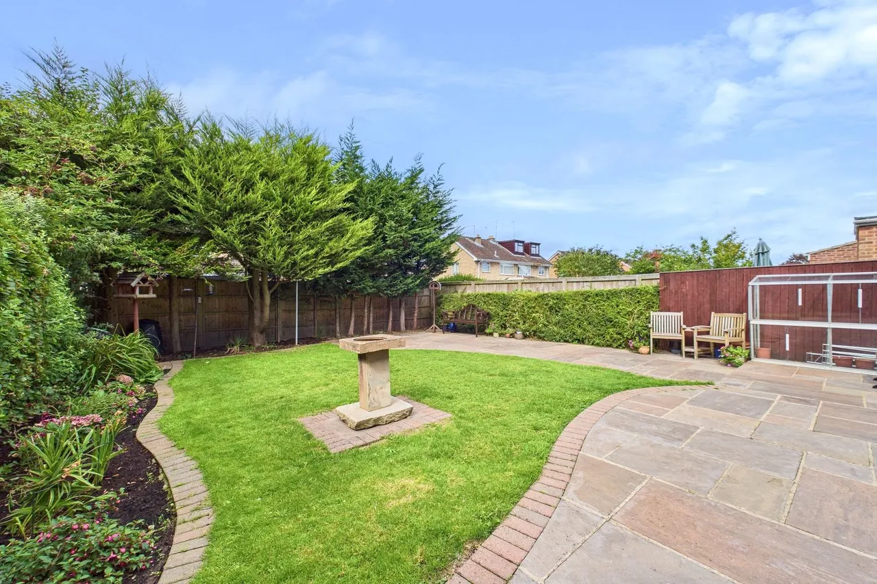 Bramley Garth, York, YO31, photo 9