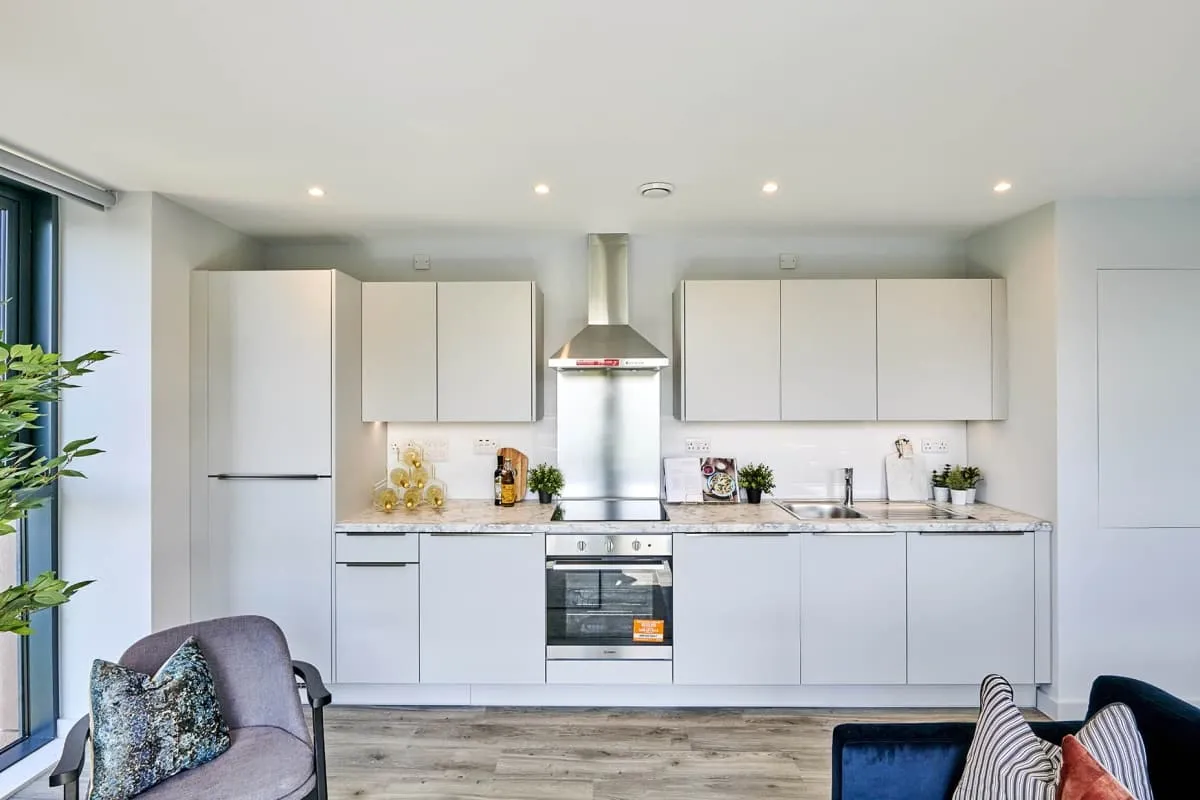 2 bed flat to rent, The Quay Loop Road, Harbour City, M50