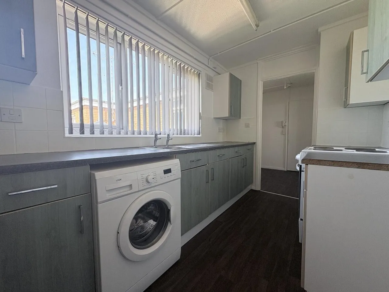 Halswell Close, Bridgwater TA6 7HE, photo 5