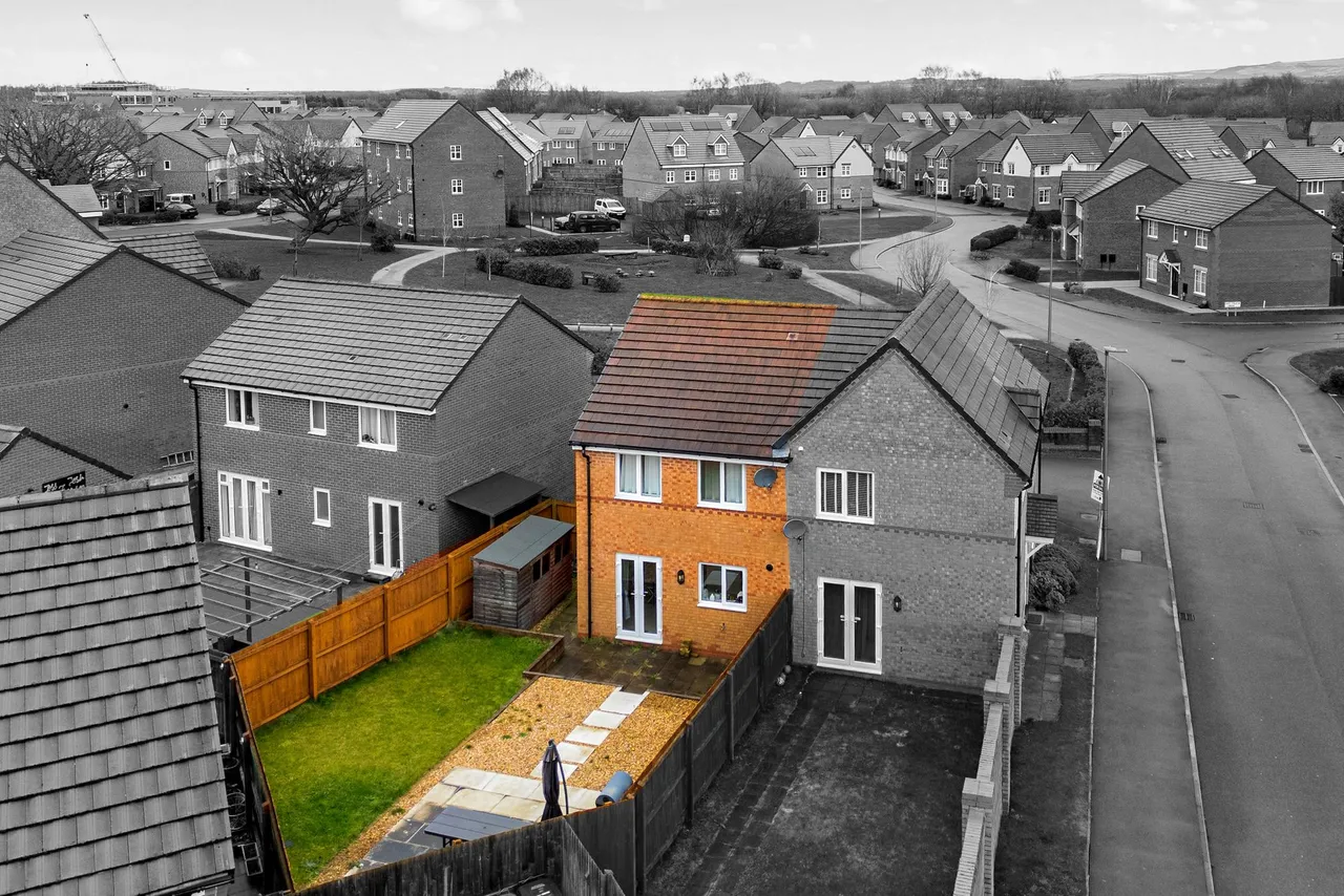 Farm Croft Drive, Golborne, Warrington, Warrington, WA3 3YJ, photo 19