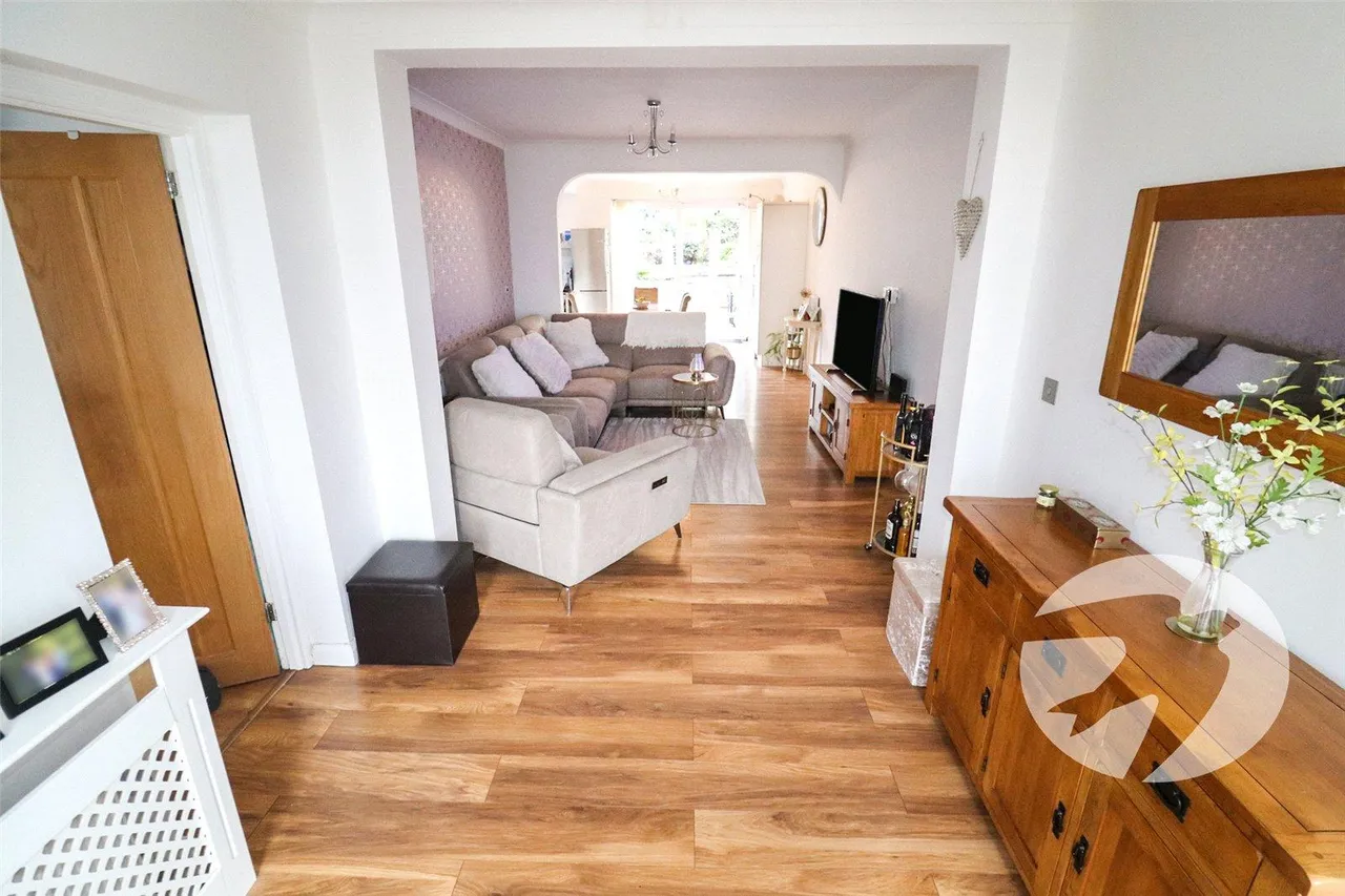 Carlton Road, DA8, photo 2