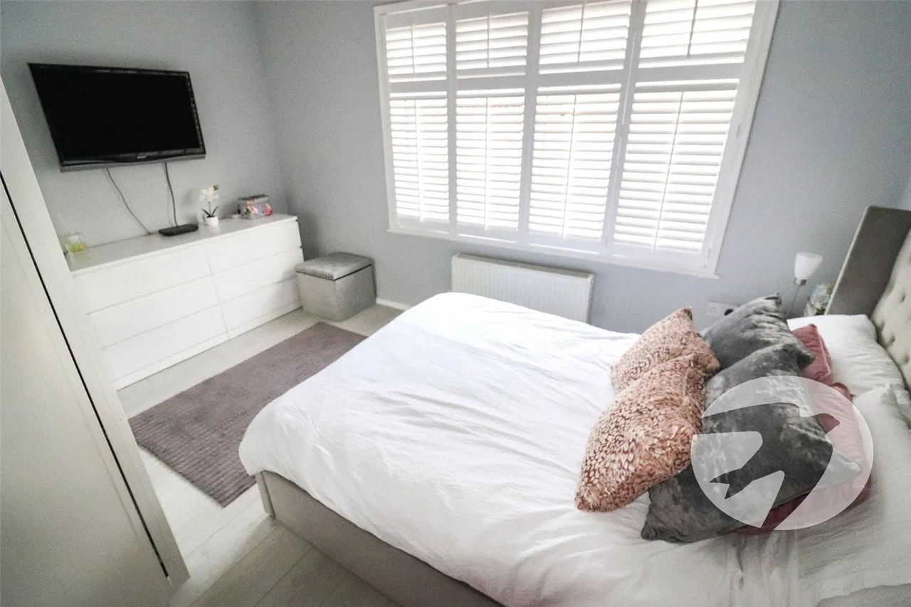 Carlton Road, DA8, photo 12