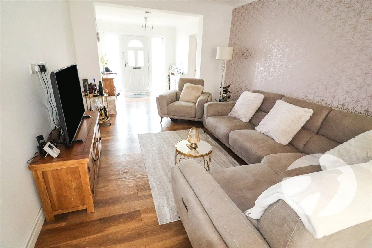 Carlton Road, DA8, photo 20