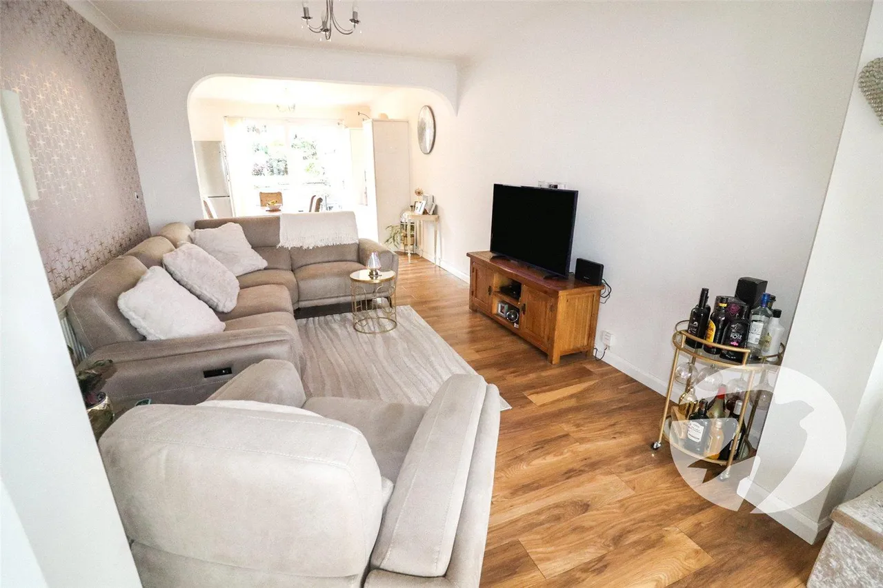 Carlton Road, DA8, photo 13