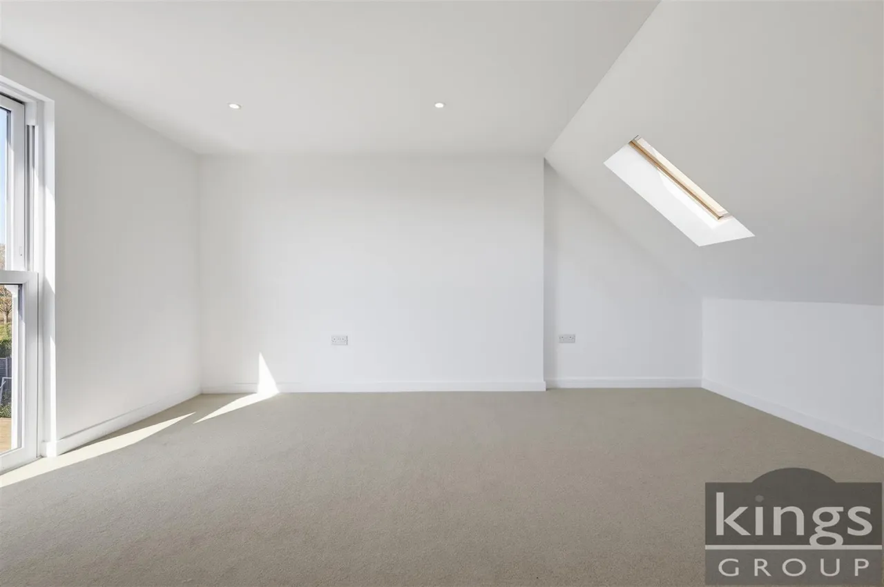 Primrose Path, Cheshunt, photo 11